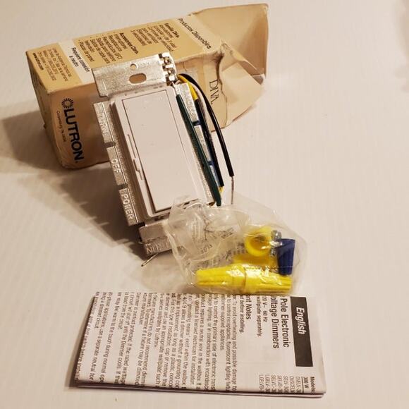 Lutron Dimmer DVELV-300P-WH, 300w New open box - Picture 7 of 8